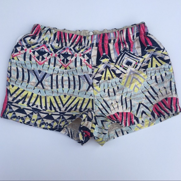 KARLIE BOUTIQUE WOVEN TEXTURED SHORTS - Picture 2 of 8